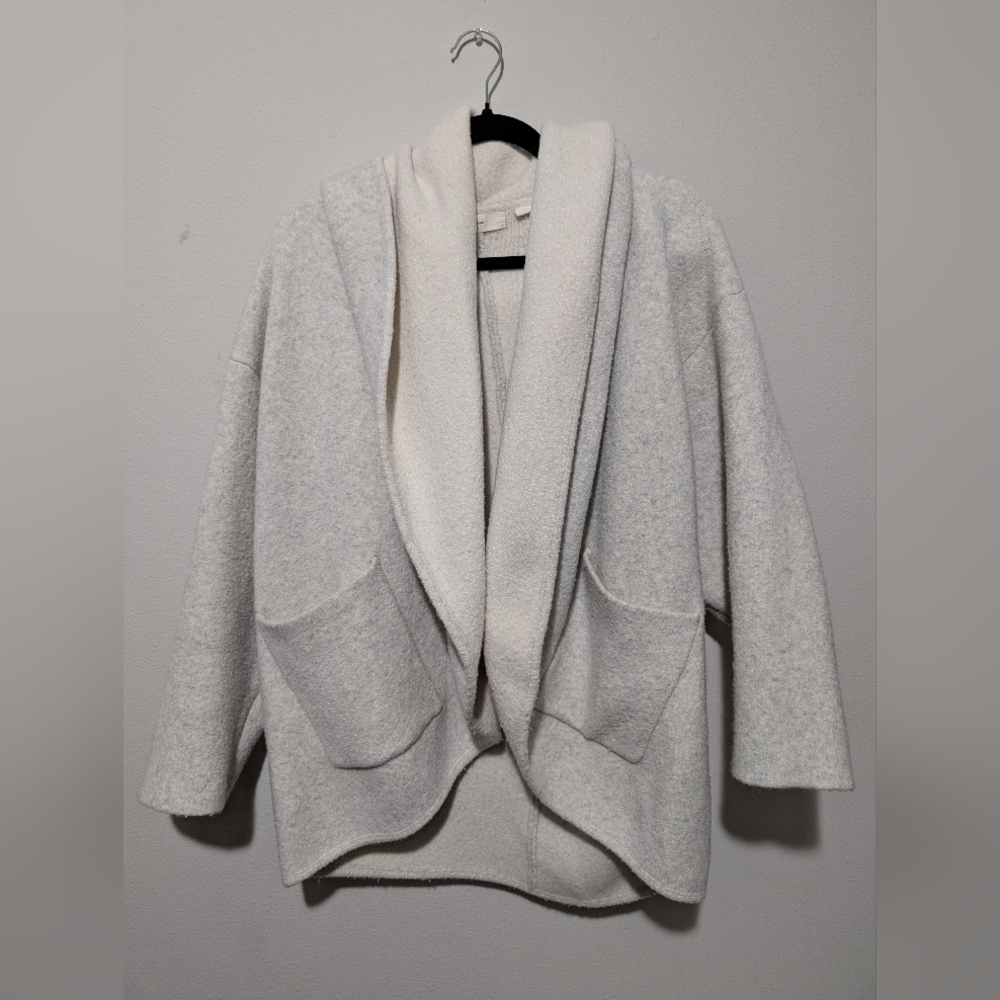 Sleeping on Snow Light Grey/ Cream Cardigan S/Xs